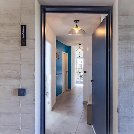 Flora -t2 46 M2 - Terrasse *