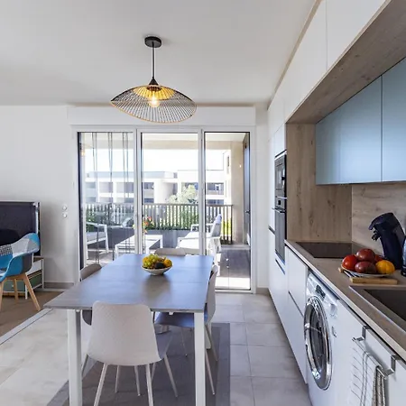 Flora -t2 46 M2 - Terrasse Apartment Mauguio