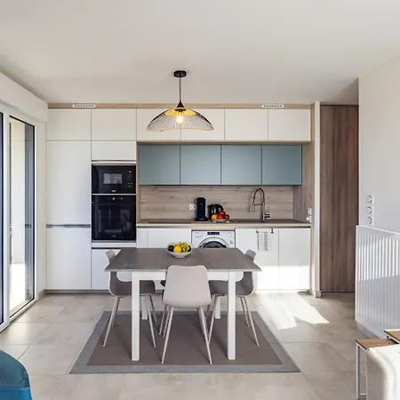 Flora -t2 46 M2 - Terrasse Mauguio